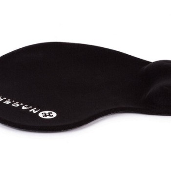 Mouse Pad Naceb Gel Negro con Descansa Muñecas Modelo NA-549NE