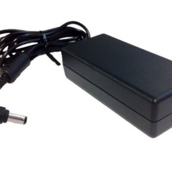 Fuente de Poder SAXXON 12V CD 5A Modelo PSU1205D - TVN083034