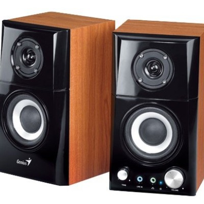 Bocinas Genius SP-HF500A II - Alámbrico - 3.5mm - 16W - Subwoofer - Acabado Tipo Madera - 31730032404
