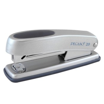 Engrapadora Pegaso 218 Plástico y Metal - Capacidad 20 Hojas - Modelo 308.218
