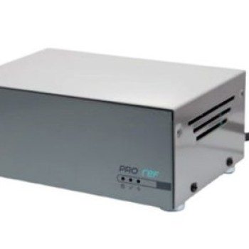 Regulador de Voltaje TDE 1500W 1 Contacto Metal Modelo T1698 D Regulador de Voltaje TDE 1500W 1 Contacto Metal Modelo T1698 D